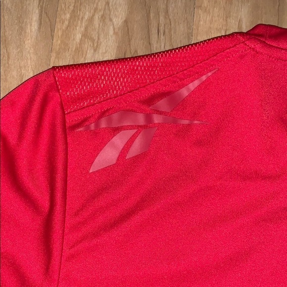 👕REEBOK Tee - Picture 6 of 7